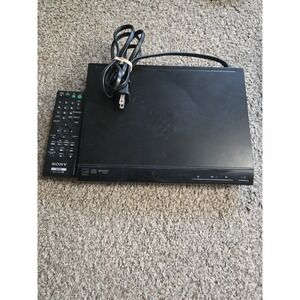 Sony DVP-SR210P Progressive Scan With Remote and The Incredibles dvd (TESTED!)